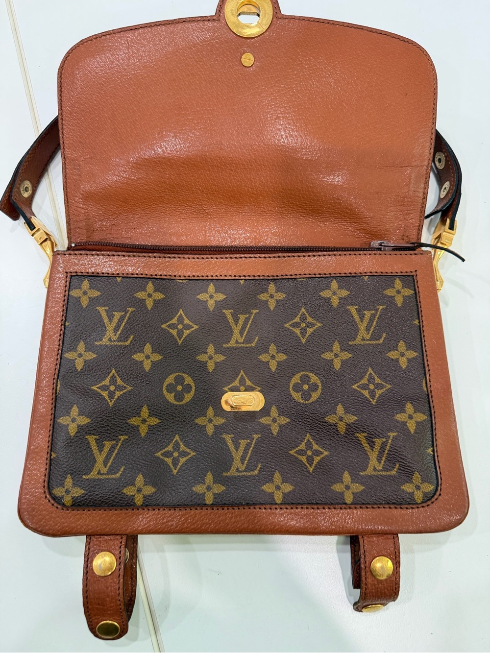 Louis Vuitton Vintage Monogram Sac Vendome Shoulder Bag - Picture 6 of 17